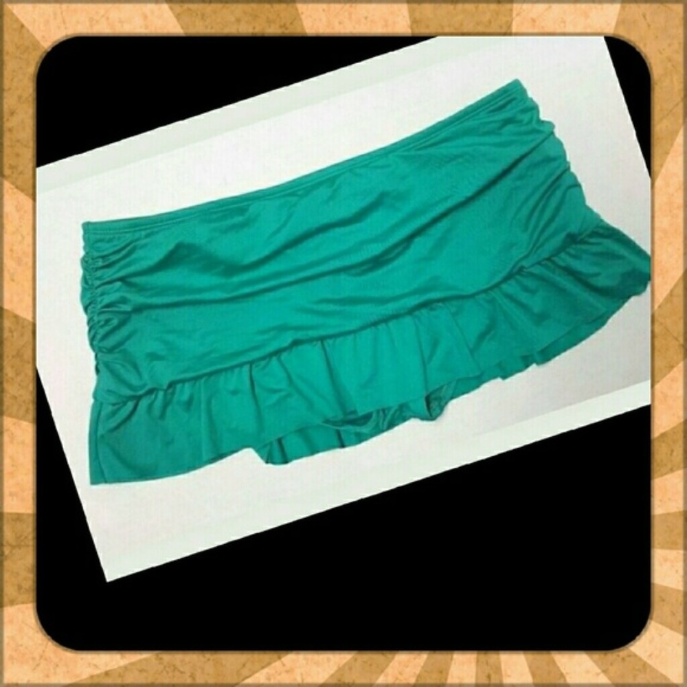 NWT Emerald green Apt. 9 Swim skirt